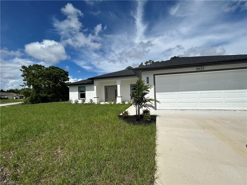 3433 NE 11th PL CAPE CORAL, FL 33909