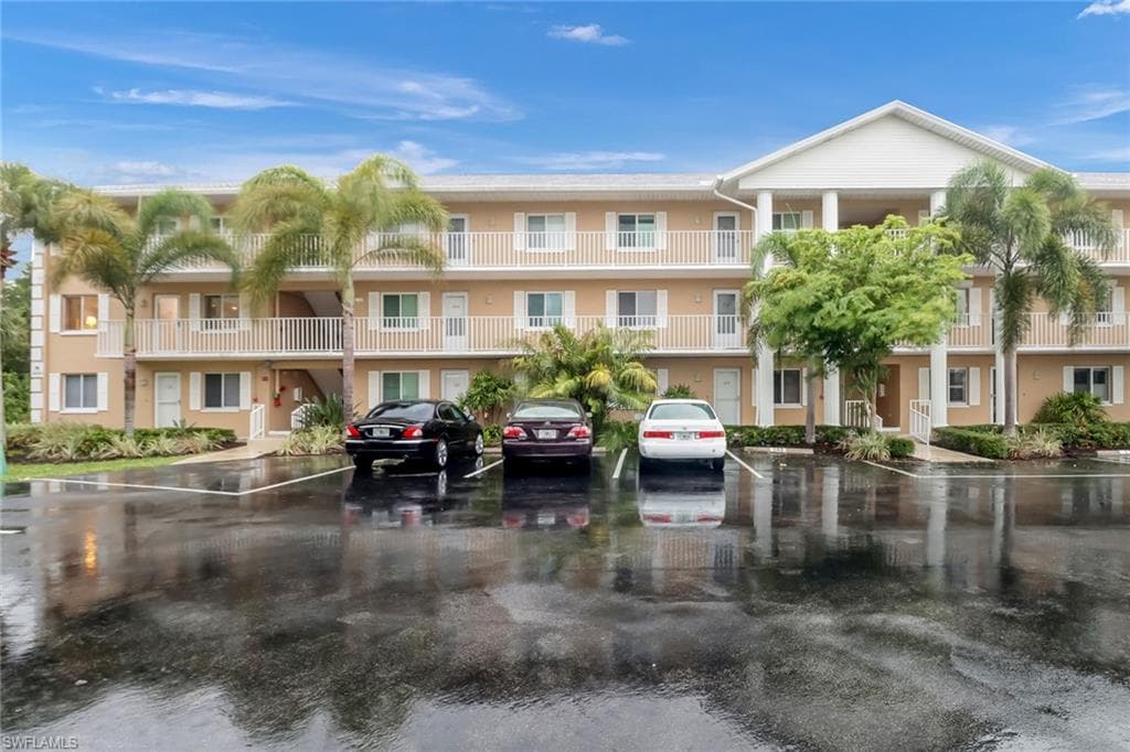 3041 Sandpiper Bay CIR H201 NAPLES, FL 34112