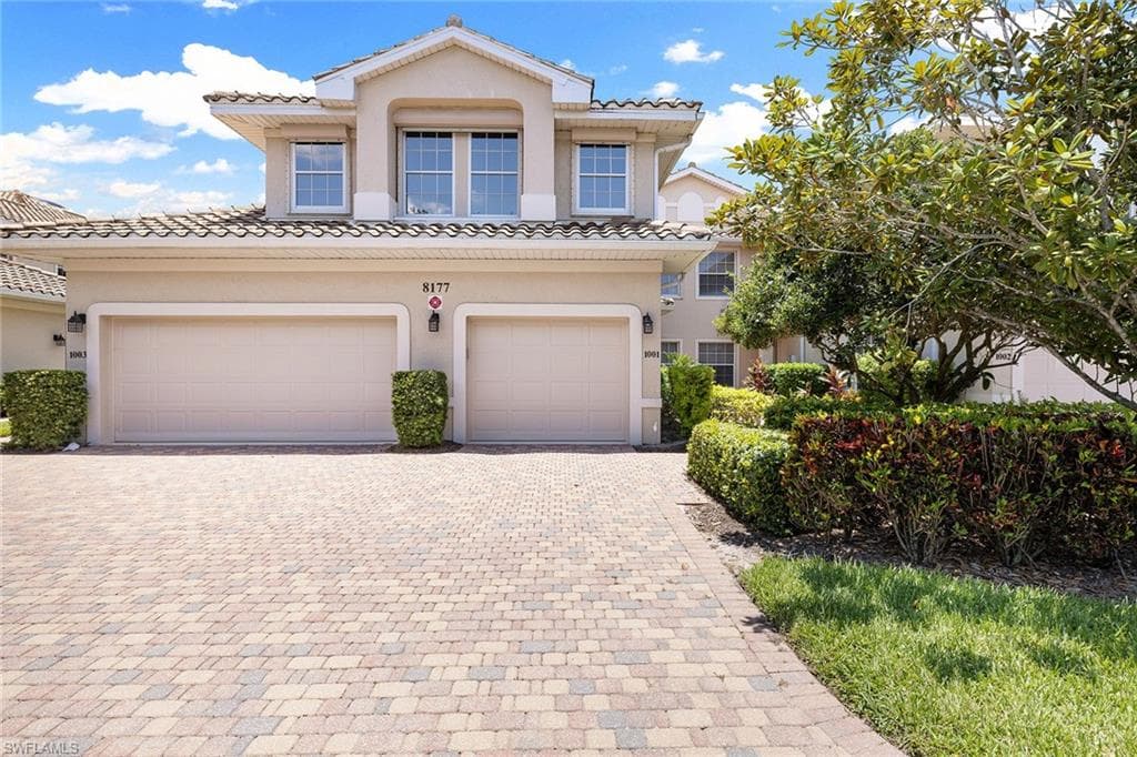 8177 Saratoga DR 1001 NAPLES, FL 34113