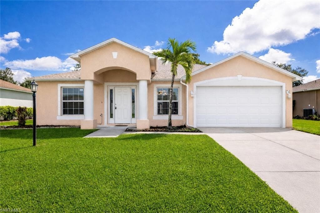 2720 Soaring Hawk DR FORT MYERS, FL 33905