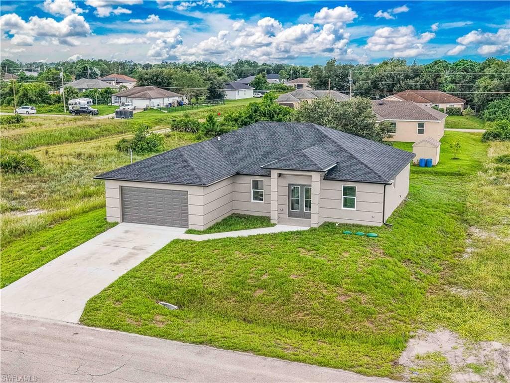 2803 24th ST SW LEHIGH ACRES, FL 33976