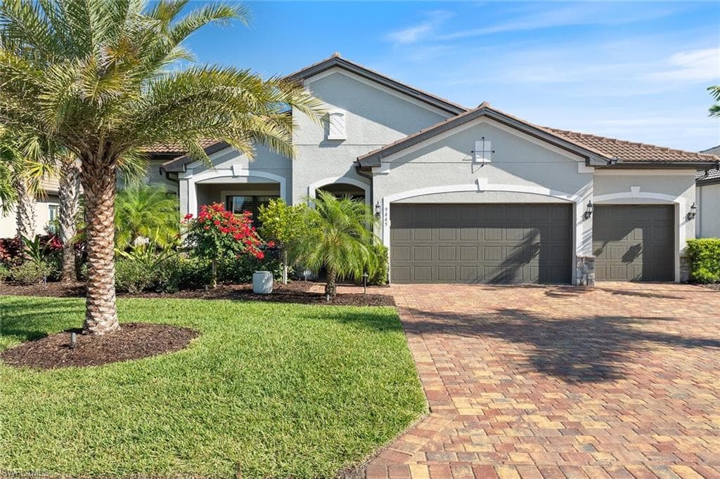 9445 Sanderling CT NAPLES, FL 34120