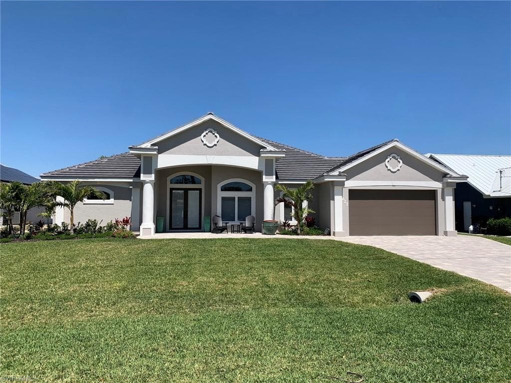 627 SW 57th ST CAPE CORAL, FL 33914