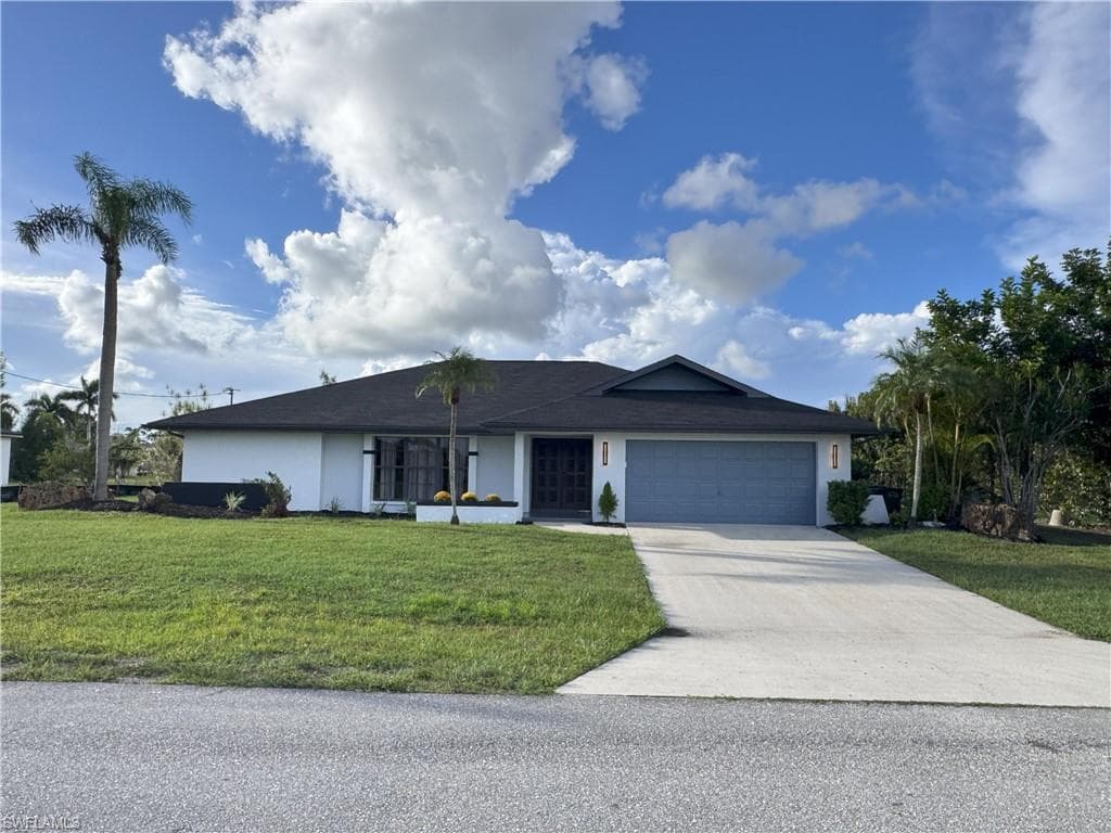 415 SW 7th TER CAPE CORAL, FL 33991