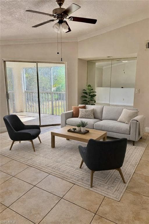 169 SANTA CLARA DR 11 NAPLES, FL 34104