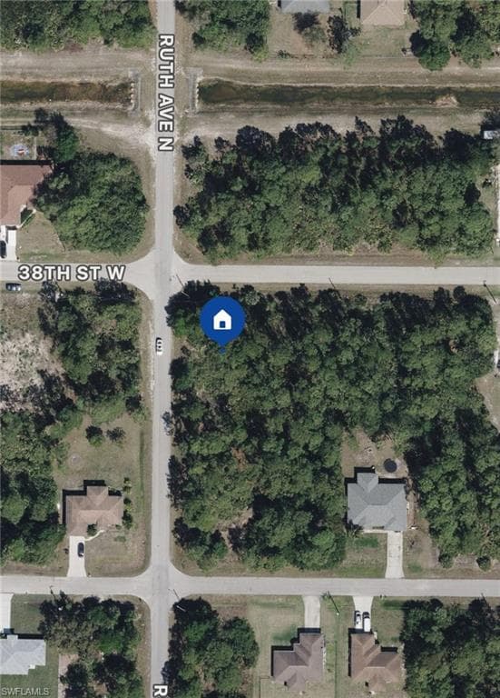 3219 38th ST W LEHIGH ACRES, FL 33971