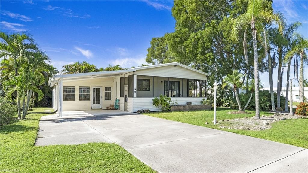 190 Lime Key LN NAPLES, FL 34114