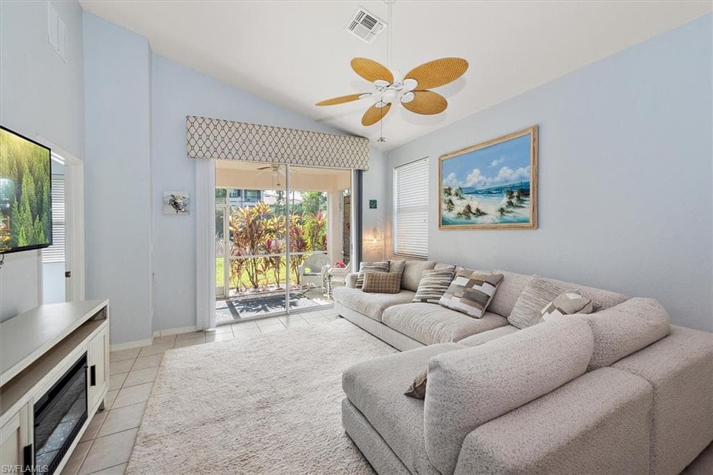4274 Avian AVE FORT MYERS, FL 33916