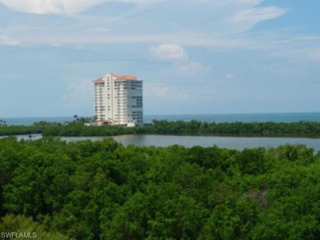 5550 HERON POINT DR 505 NAPLES, FL 34108