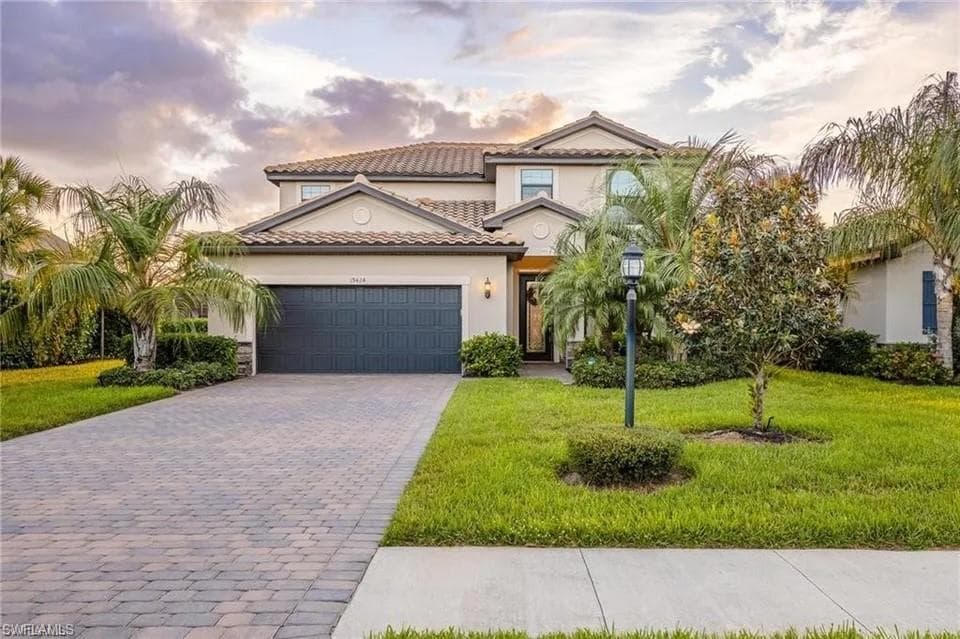 19424 Elston WAY ESTERO, FL 33928