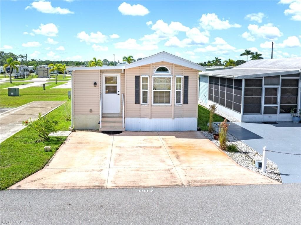 1317 Trout PUNTA GORDA, FL 33950