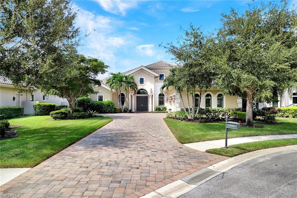 12194 Wicklow LN NAPLES, FL 34120