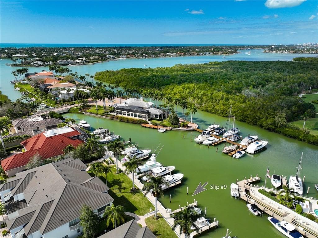 1777 Gulfstar DR S NAPLES, FL 34112