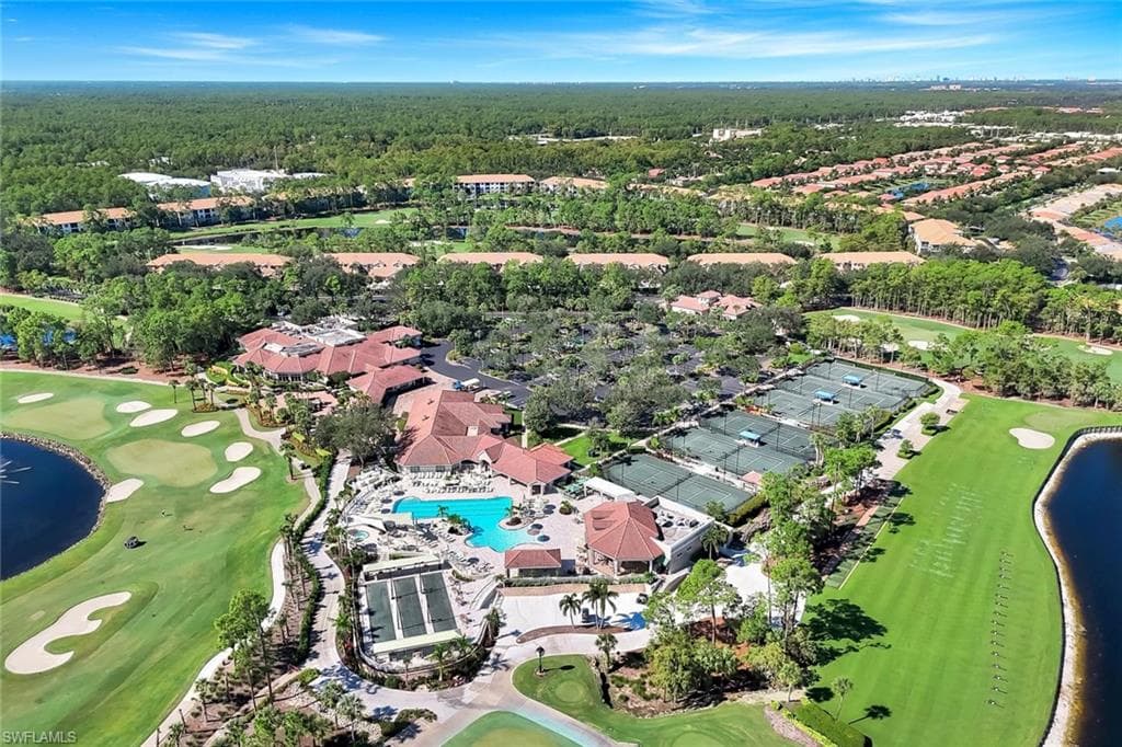 8241 Parkstone PL 203 NAPLES, FL 34120
