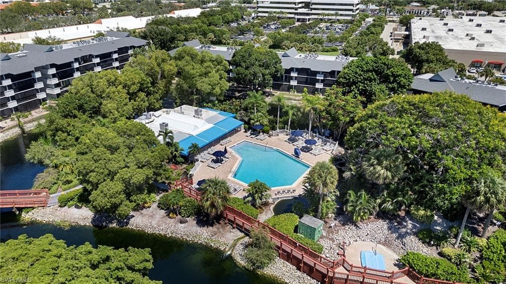600 Neapolitan WAY 343 NAPLES, FL 34103