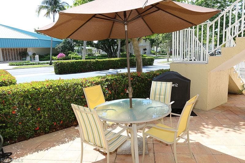 940 3rd ST S 101 NAPLES, FL 34102