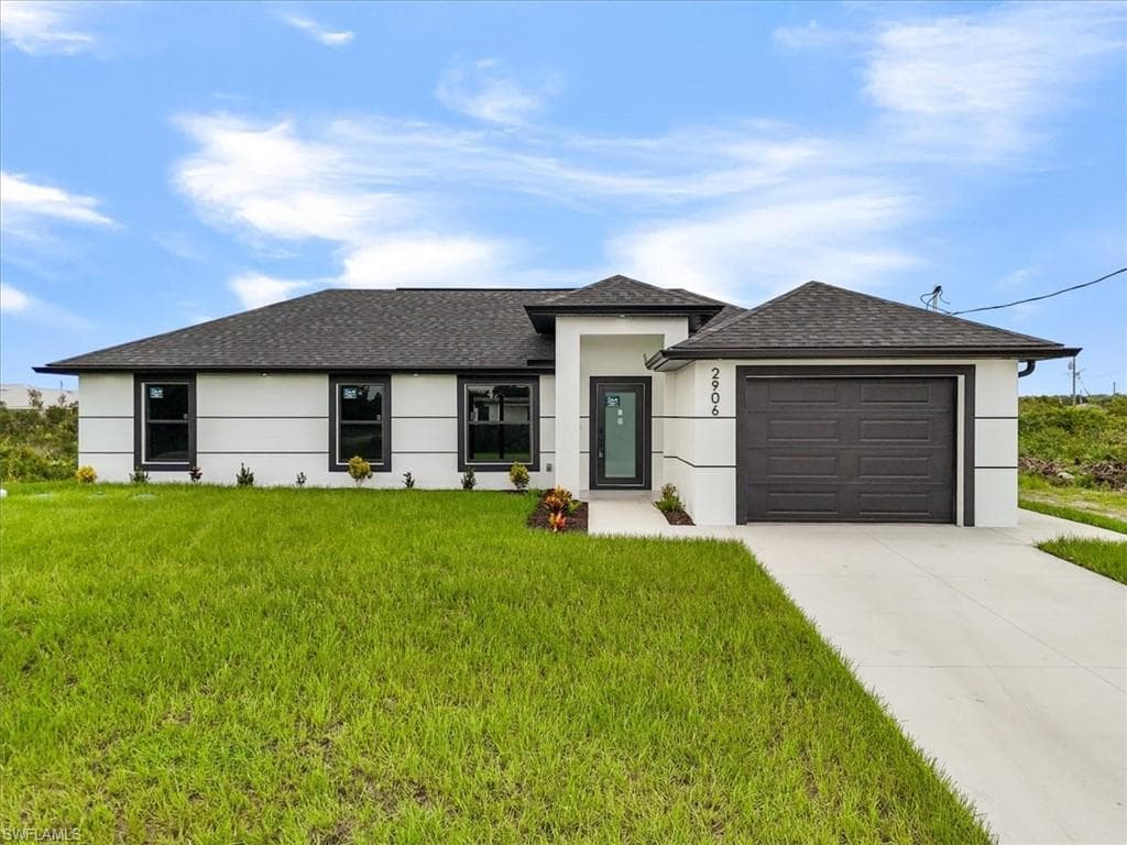 2906 68th ST W LEHIGH ACRES, FL 33971