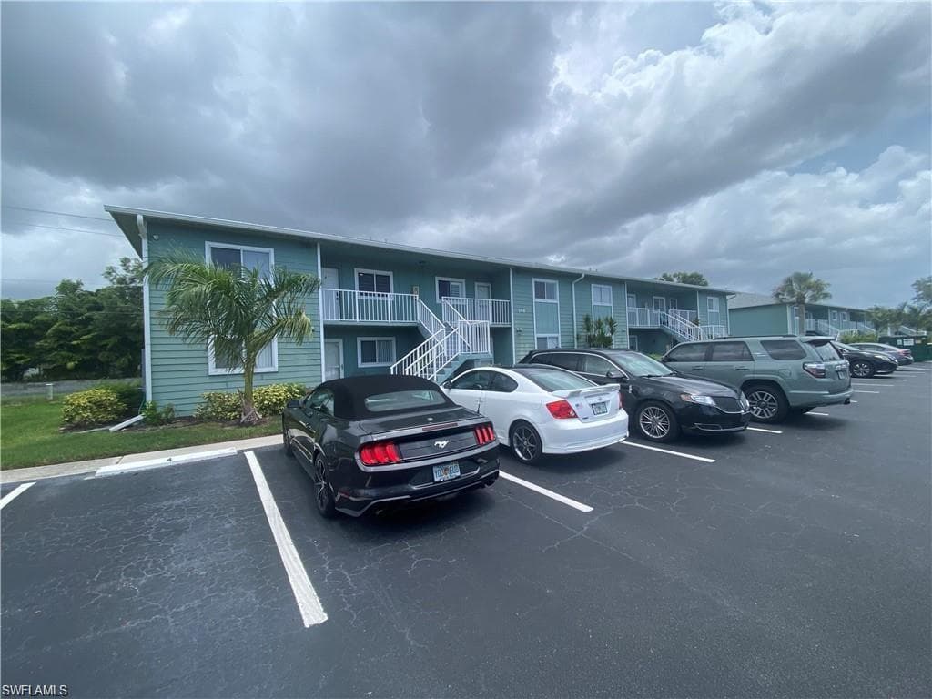 146 Cypress Way E #6 NAPLES, FL 34110