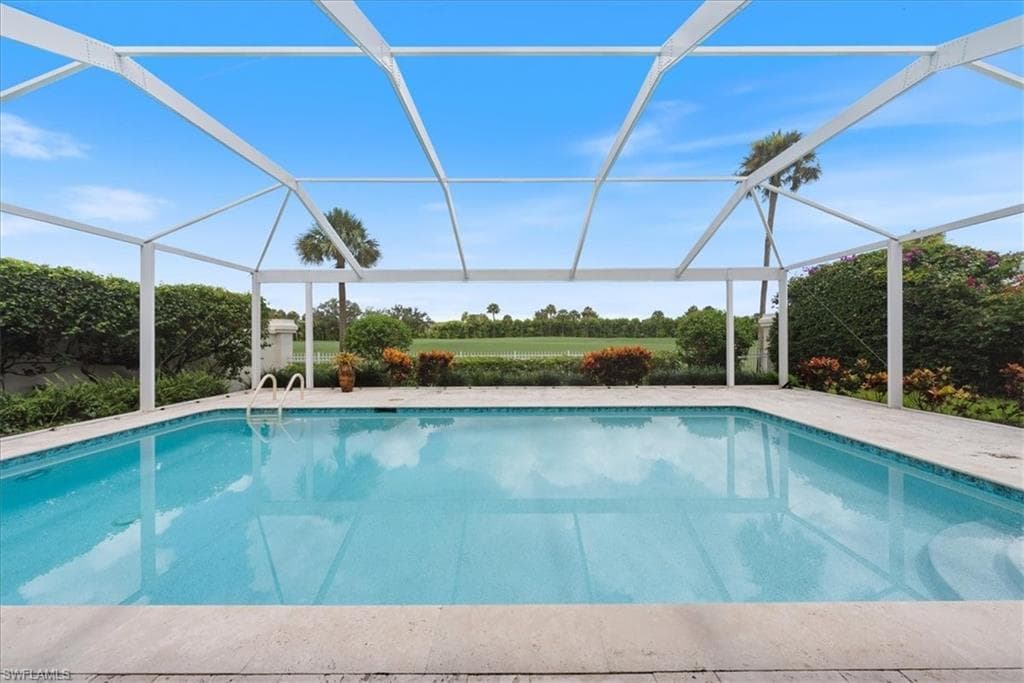 171 Via Napoli NAPLES, FL 34105