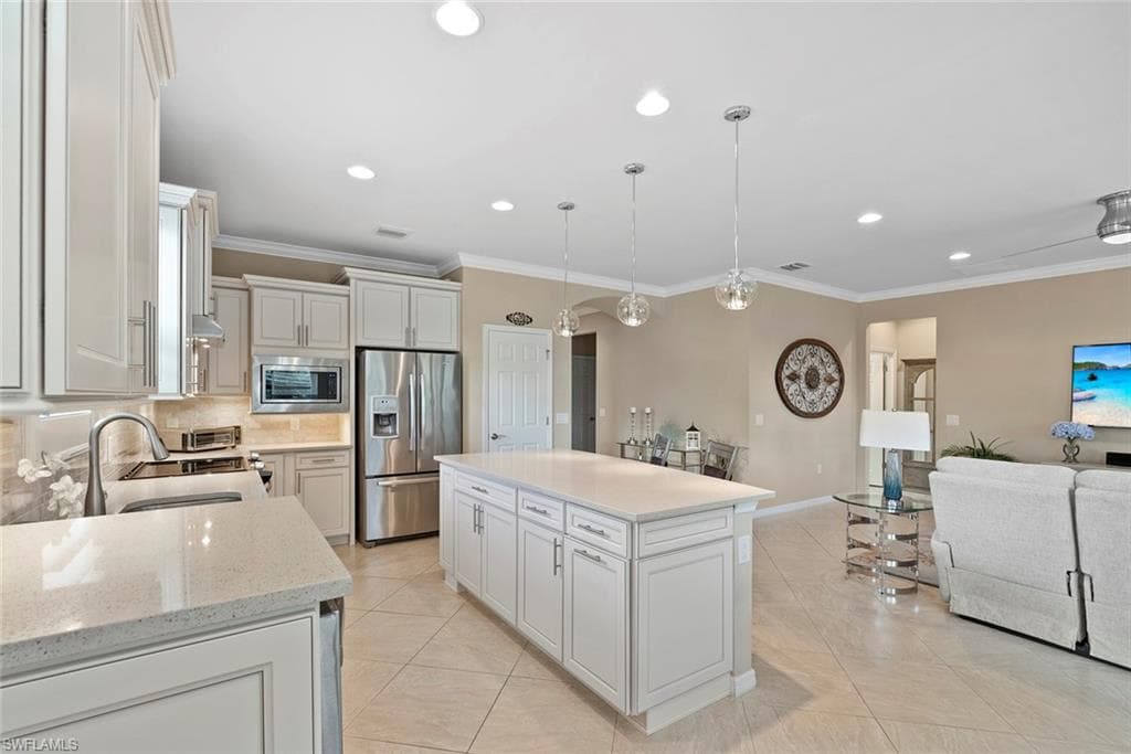 6073 Triumph LN AVE MARIA, FL 34142
