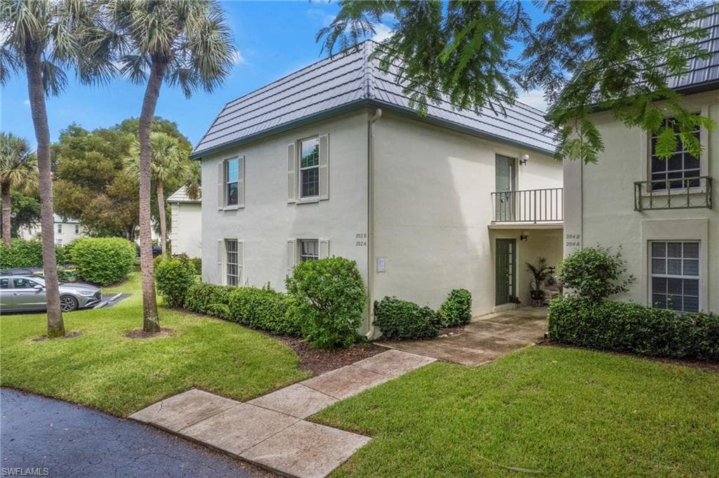 202 Bob O Link WAY 202B NAPLES, FL 34105