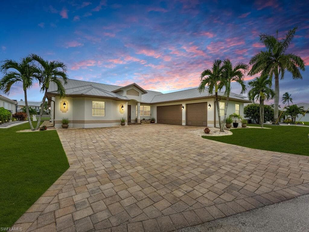 3105 SE 20th PL CAPE CORAL, FL 33904