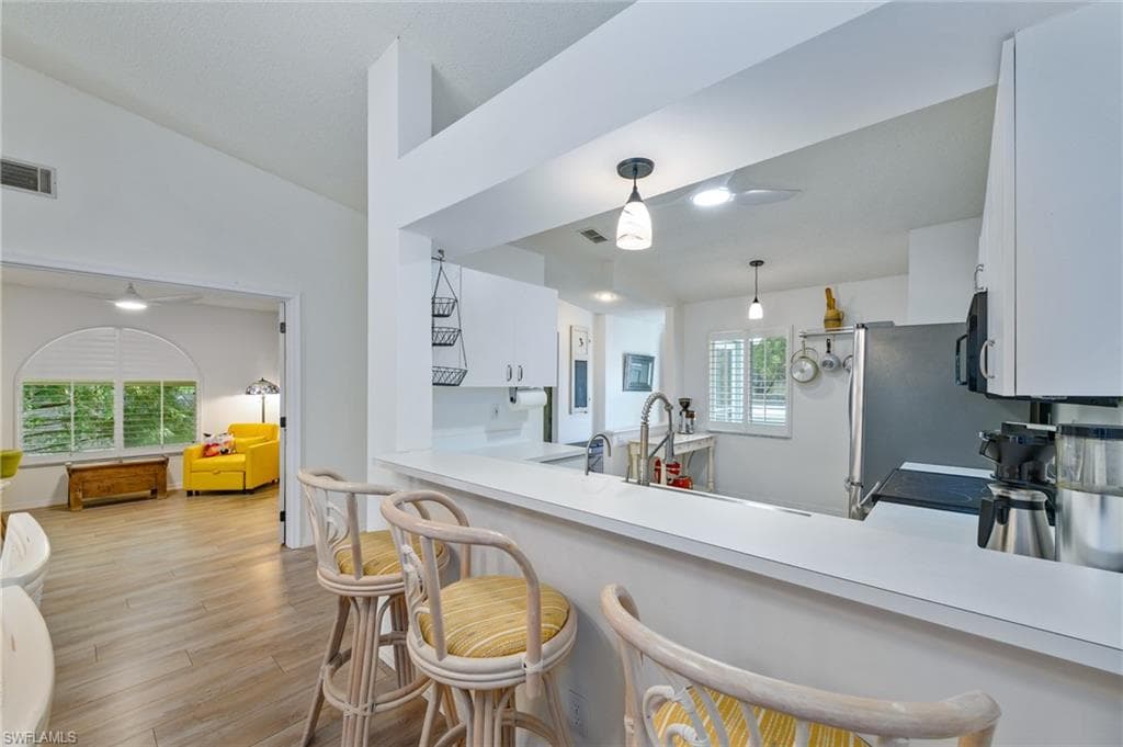 935 New Waterford DR 204 NAPLES, FL 34104