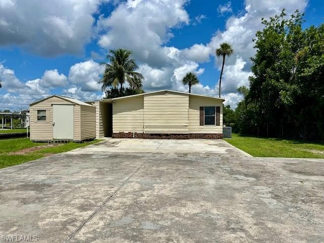 5558 Palm Beach BLVD 325 FORT MYERS, FL 33905