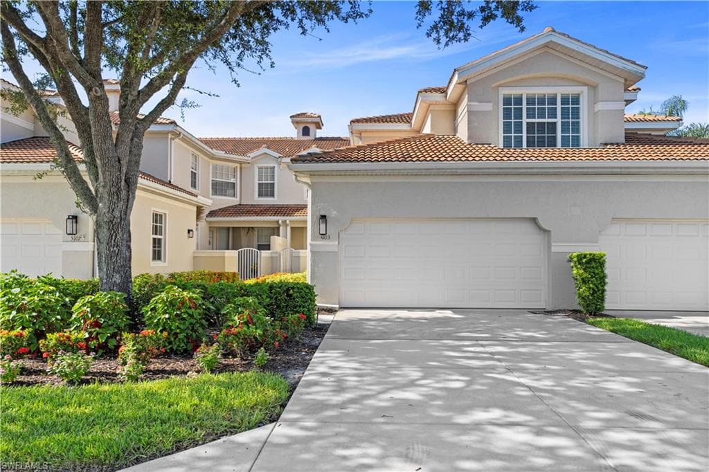 3303 Twilight LN 5103 NAPLES, FL 34109