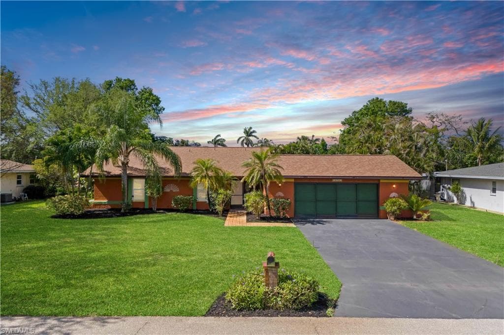 572 Bayside DR FORT MYERS, FL 33919