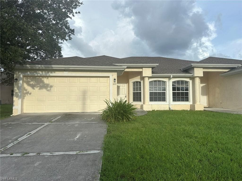 423 SE 23rd PL CAPE CORAL, FL 33990