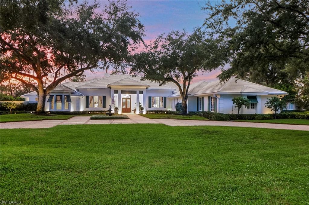 13101 Pond Apple DR E NAPLES, FL 34119