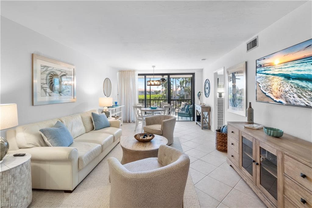 271 Southbay DR 225 NAPLES, FL 34108