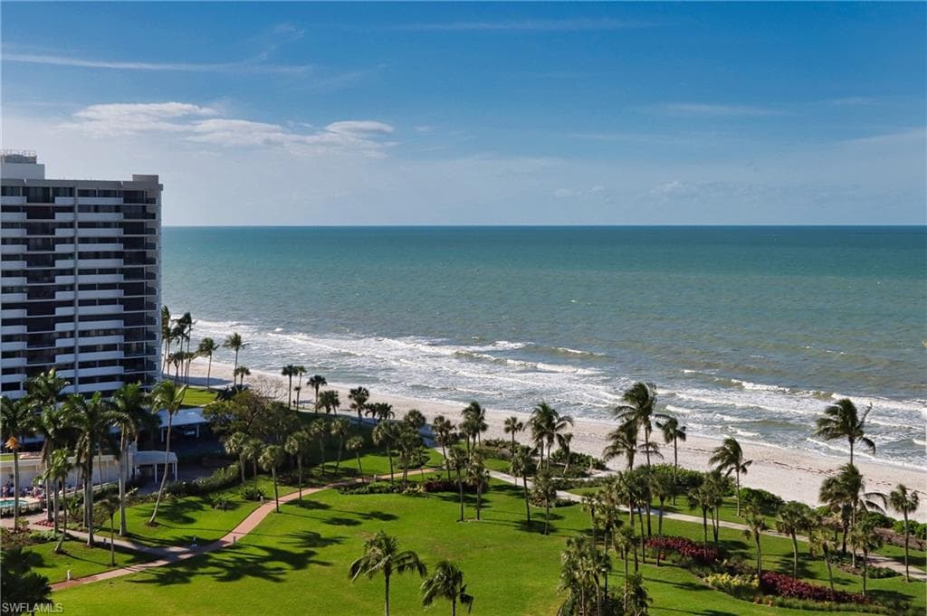 4041 Gulf Shore BLVD N 1204 NAPLES, FL 34103