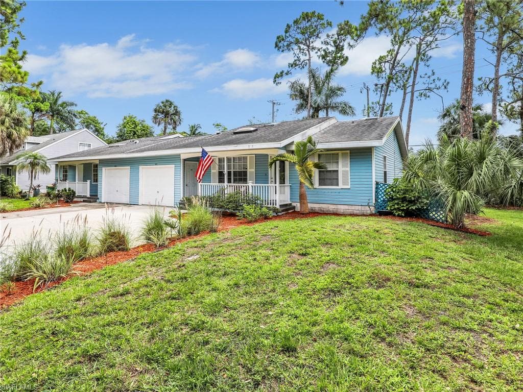 1492 La Petite CT NAPLES, FL 34104