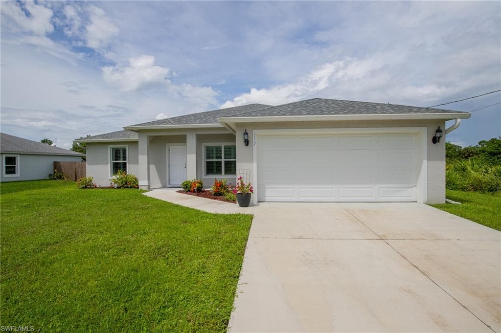 117 Paxton ST LEHIGH ACRES, FL 33974
