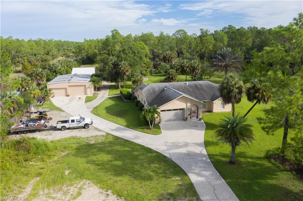 1333 20th AVE NE NAPLES, FL 34120