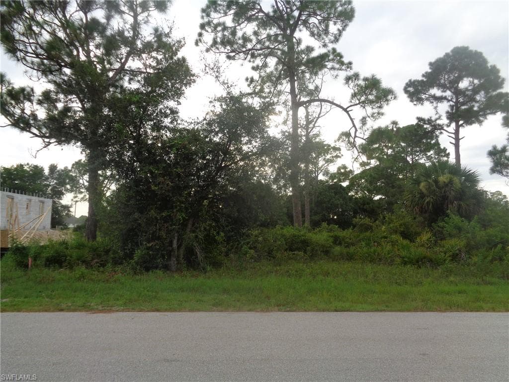 840 Naples AVE S LEHIGH ACRES, FL 33974