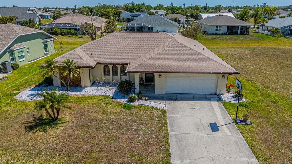 1426 Blue Lake CIR PUNTA GORDA, FL 33983
