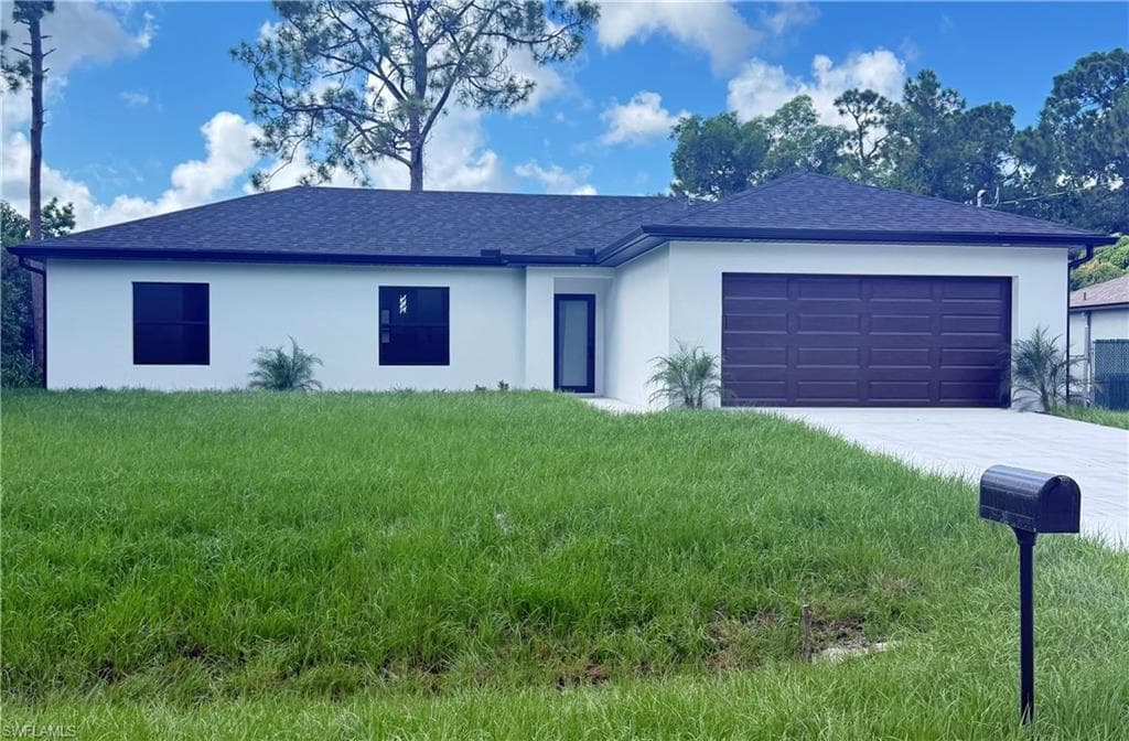 805 Nimitz BLVD LEHIGH ACRES, FL 33974