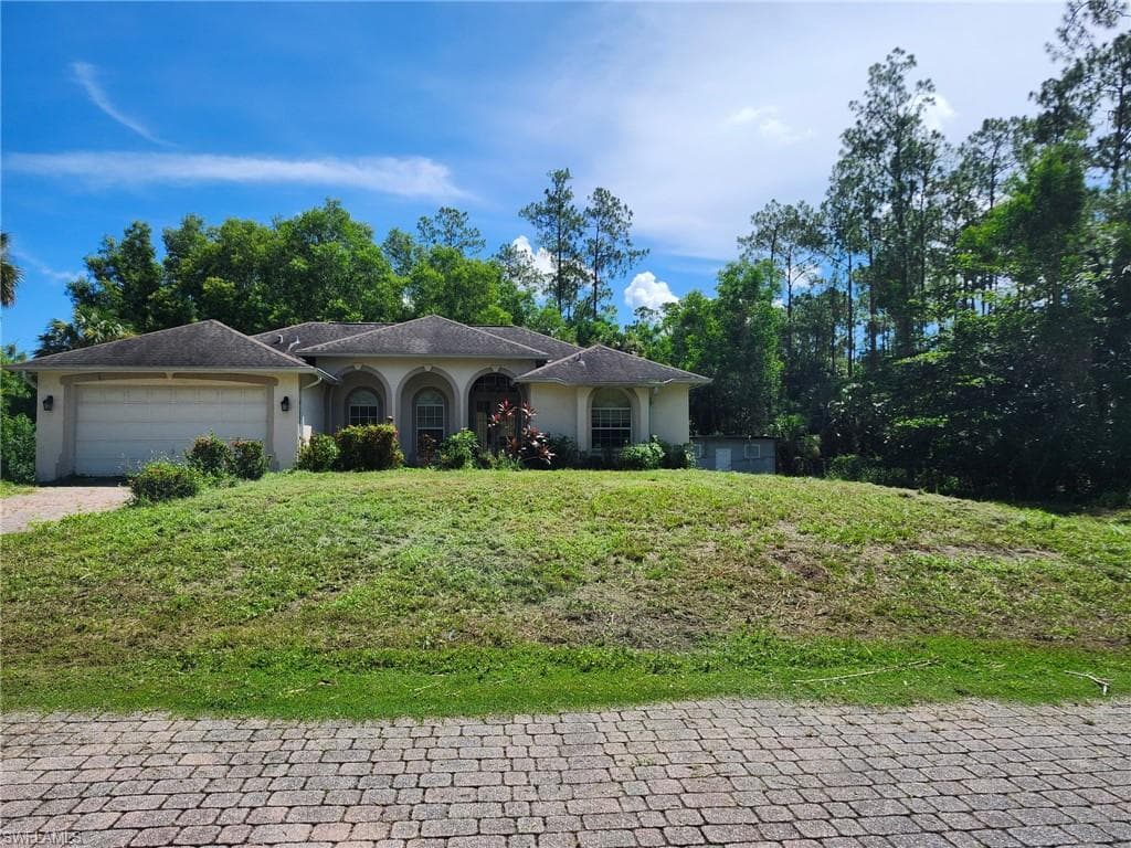 620 3rd ST SW NAPLES, FL 34117