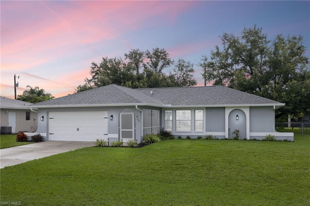 433 SE 19th LN CAPE CORAL, FL 33990