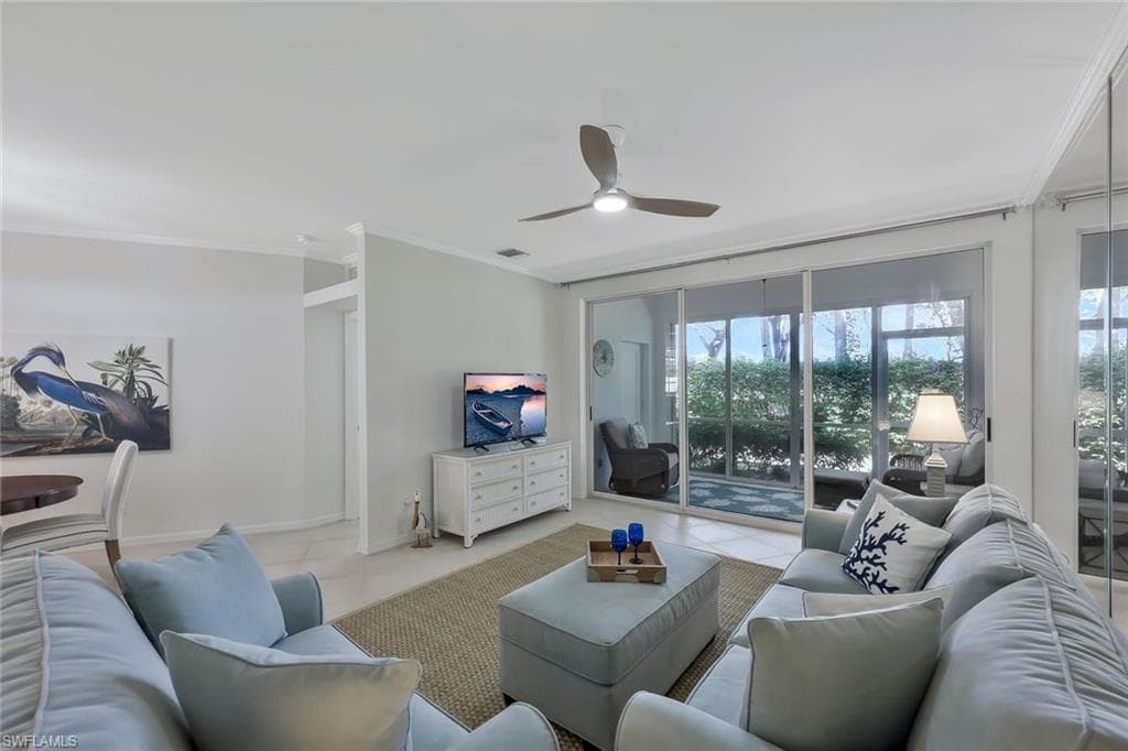 8380 Excalibur CIR H3 NAPLES, FL 34108