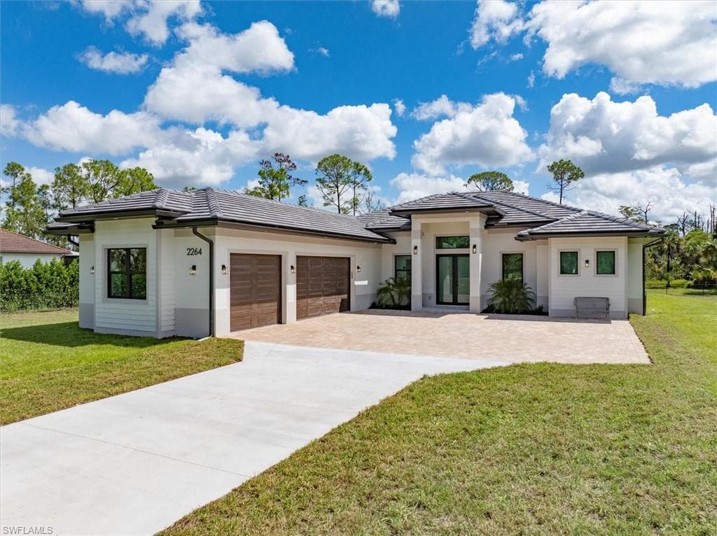 2264 Wilson BLVD N NAPLES, FL 34120
