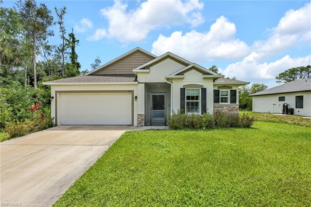 1131 Alvin AVE LEHIGH ACRES, FL 33971