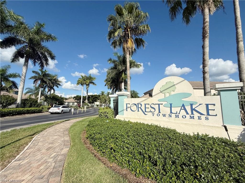 3650 Pine Oak CIR 103 FORT MYERS, FL 33916