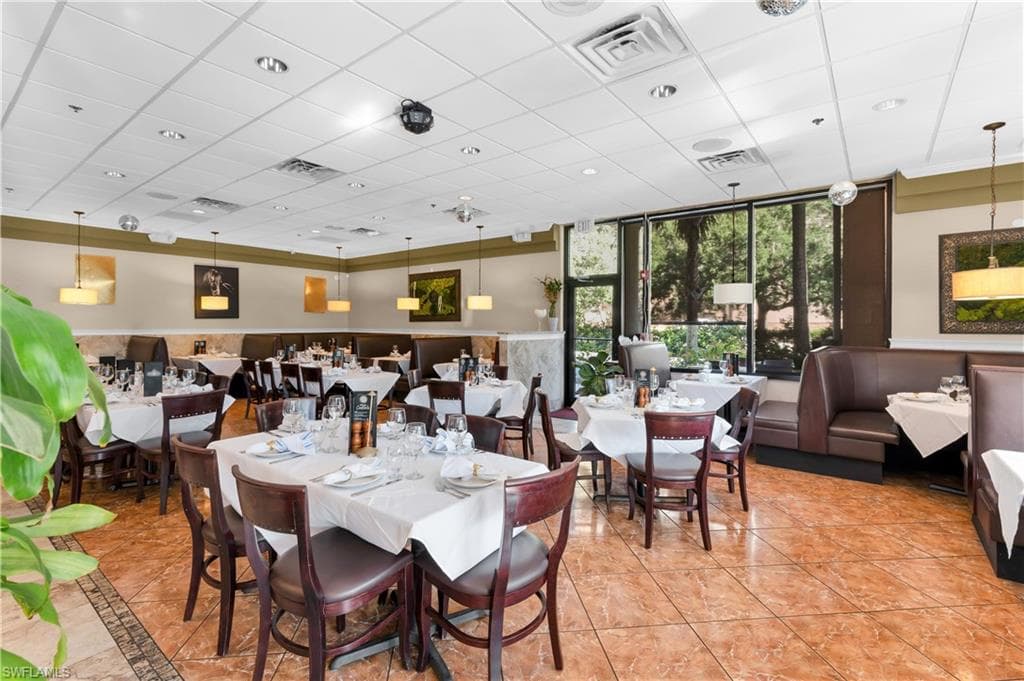 15215 Collier Blvd Collier Blvd 324-325 NAPLES, FL 34119