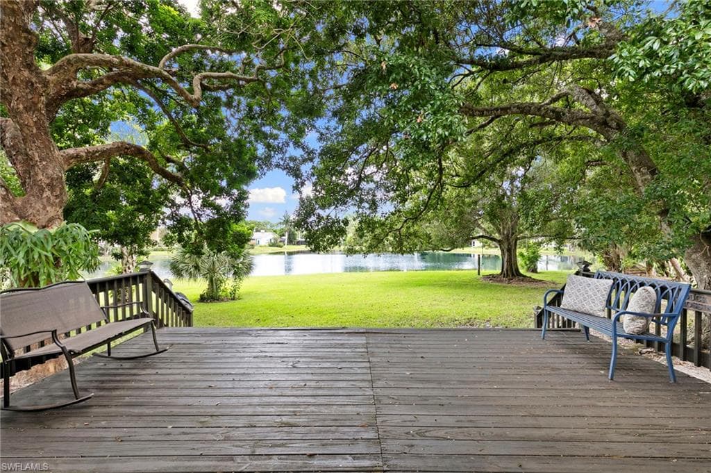431 Widgeon PT NAPLES, FL 34105