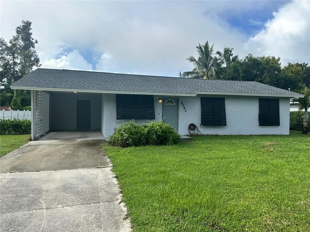 9044 Pineapple RD FORT MYERS, FL 33967