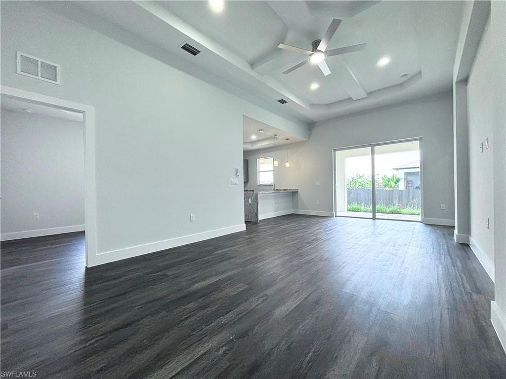 4552 20th ST SW LEHIGH ACRES, FL 33973